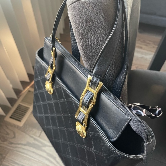 Gianni Versace Vintage Sunburst Greca Satchel 1990s w/ Medusa hardware - Picture 8 of 13